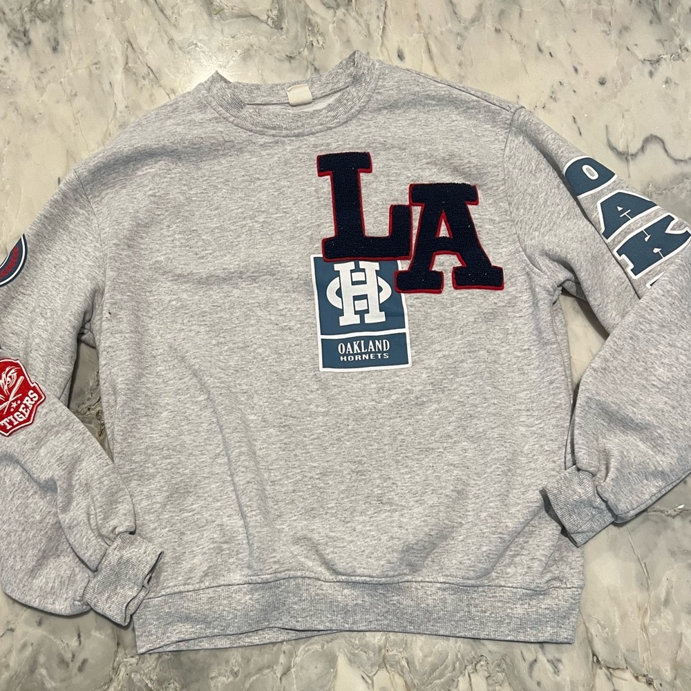 Urban Outfitters UO Grey LA Varsity Sweatshirt. Size small.